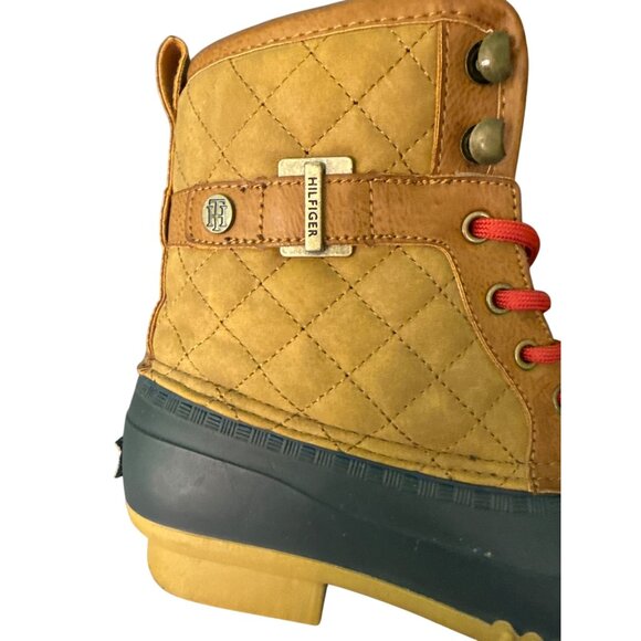 Tommy Hilfiger Womens Quilted Duck Boots With Red Laces Tan & Black Size 9M. Dur - Picture 3 of 10
